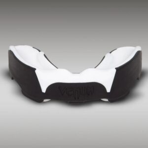 Протектор за уста Venum Predator White-Black